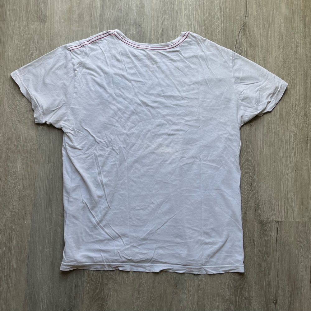 White RVCA tee - Picture 3 of 3